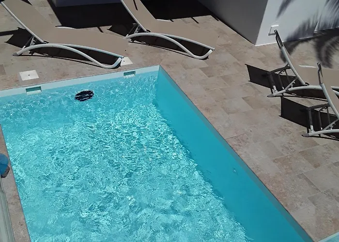 Karina بويرتو ذيل كارمين